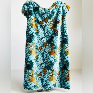 NWT RARE Anthropologie Faux Fur Sophie Throw